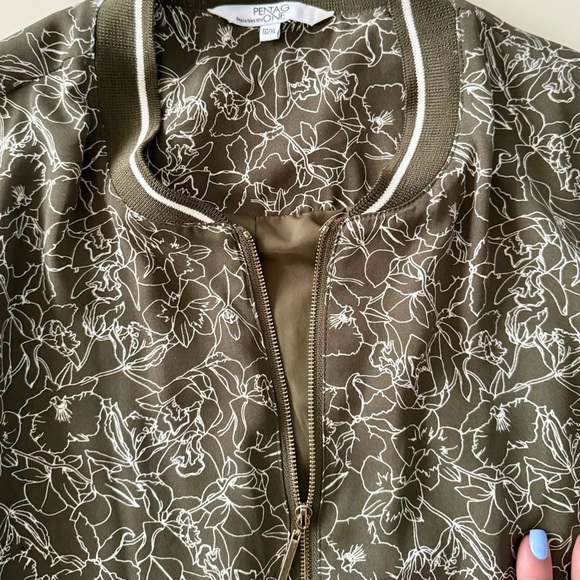 PENTAGONE Stylish Bohemian Olive Green Floral Women's Lightweight Jacket XL - Picture 4 of 4